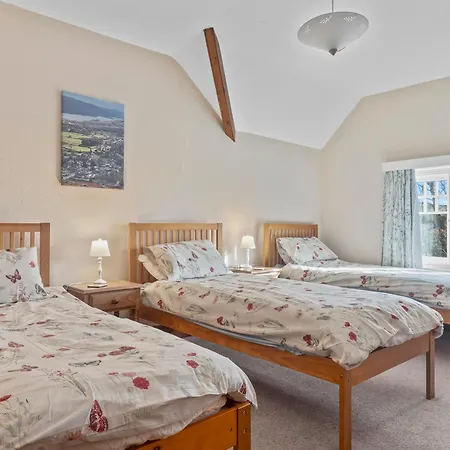 Beautiful Detached Near Coniston - Pass The Keys *