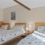 Beautiful Detached Near Coniston - Pass The Keys * Torver