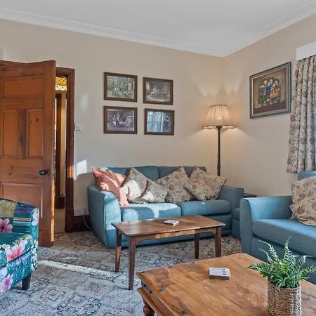 Beautiful Detached Near Coniston - Pass The Keys Torver