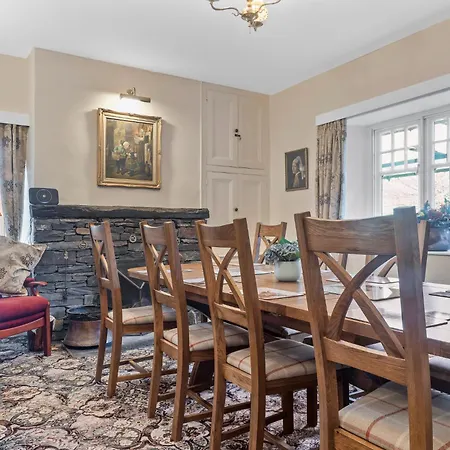 Beautiful Detached Near Coniston - Pass The Keys