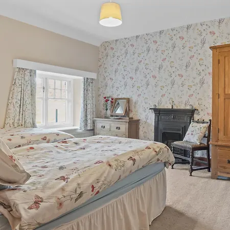 Beautiful Detached Near Coniston - Pass The Keys *