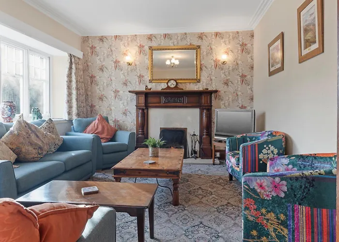 Beautiful Detached Near Coniston - Pass The Keys