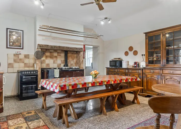 Beautiful Detached Near Coniston - Pass The Keys Torver