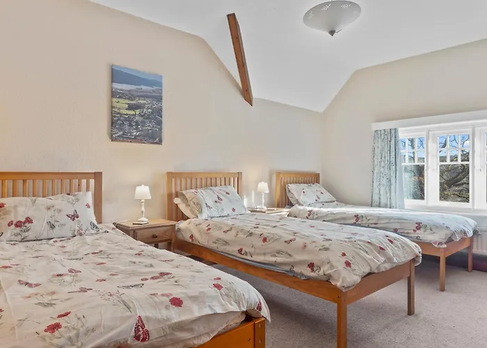 Beautiful Detached Near Coniston - Pass The Keys *