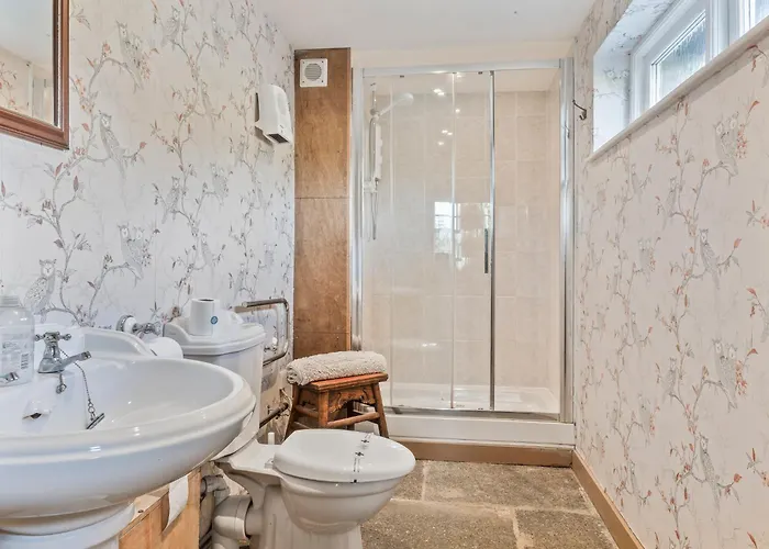 Beautiful Detached Near Coniston - Pass The Keys * Torver