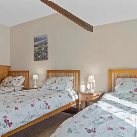 Beautiful Detached Near Coniston - Pass The Keys * Torver